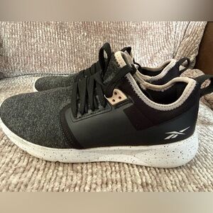 Reebok Guresu 2.0 Women Sneakers 7 Black Spot Mesh Lace Up Running Active Shoe C